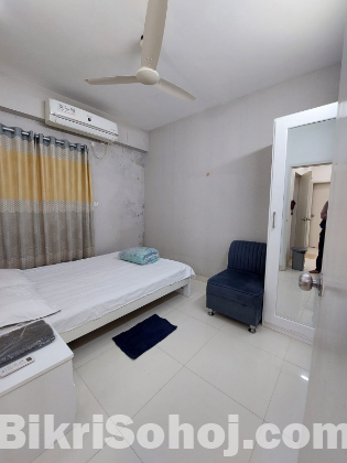 Premium 2-Bhk Furnished Apartment Rent in Bashundhara R/A